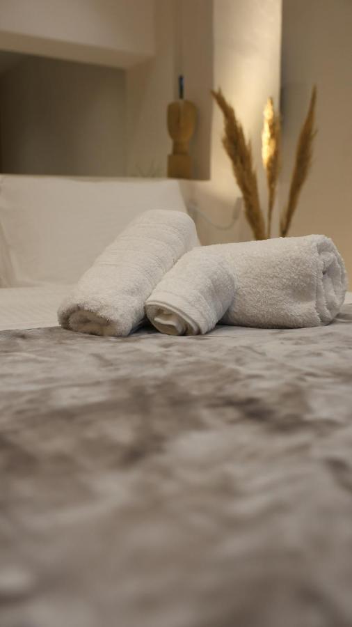 Thermes Private Suites Лутраки Екстериор снимка